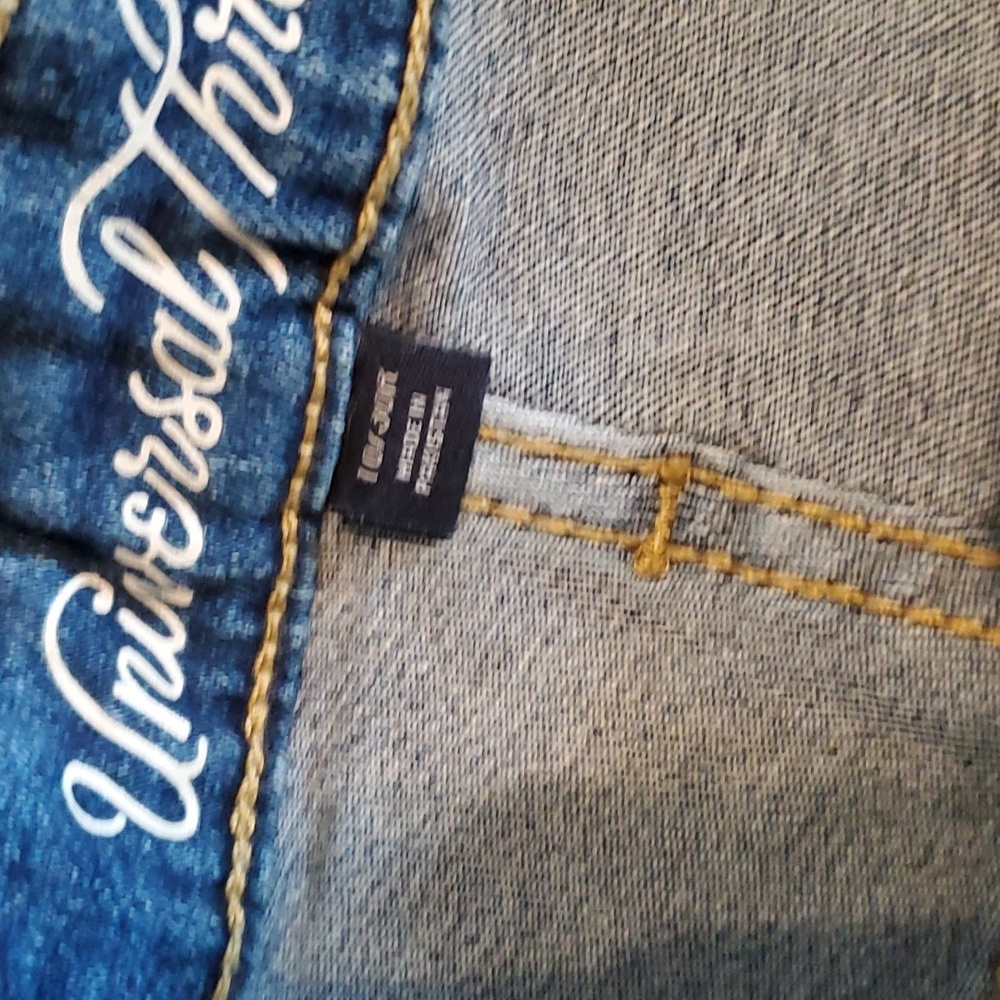 Universal thread Bermuda denim shorts - Picture 2 of 10
